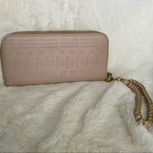 Gold chain, Aztec designed wallet